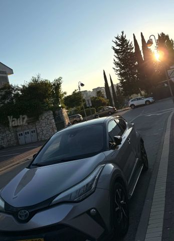 טויוטה C-HR