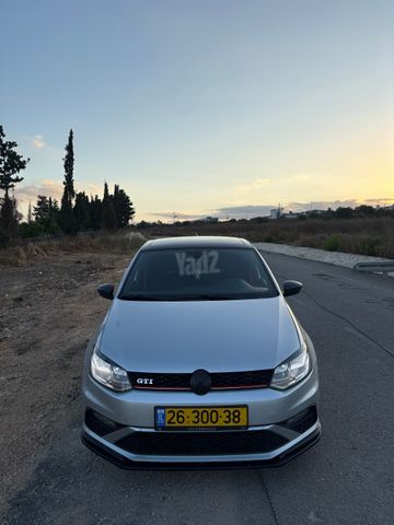 פולקסווגן פולו
