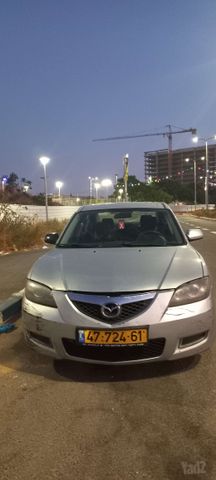מודעת רכב מאזדה 3