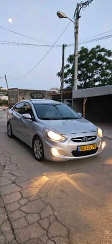 יונדאי אקסנט i25