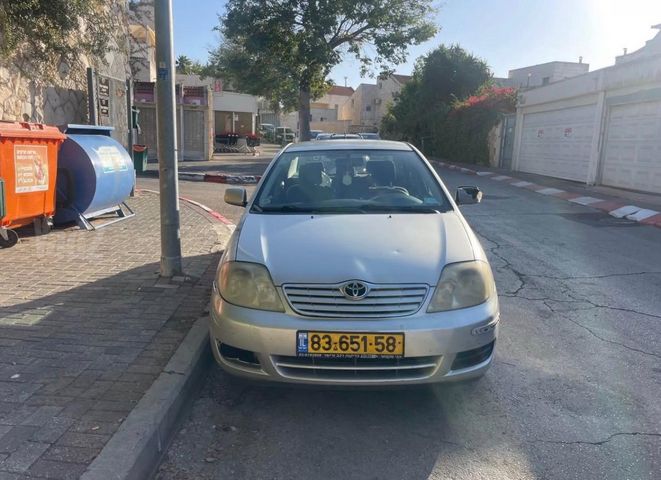 מודעת רכב טויוטה קורולה