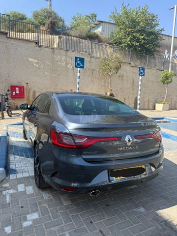 רנו מגאן