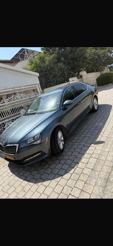 סקודה סופרב