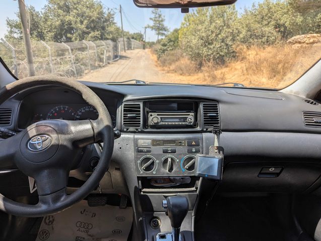 טויוטה קורולה