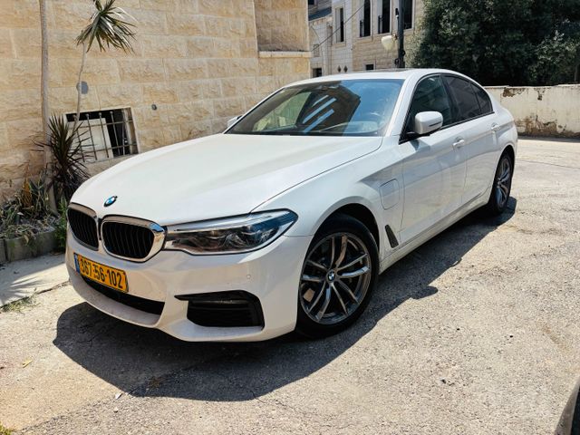 מודעת רכב ב מ וו סדרה 5