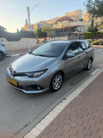 טויוטה אוריס