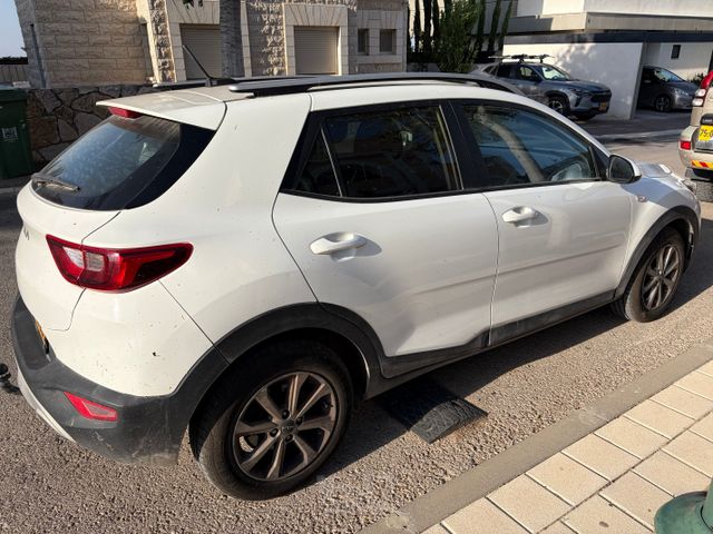קיה סטוניק