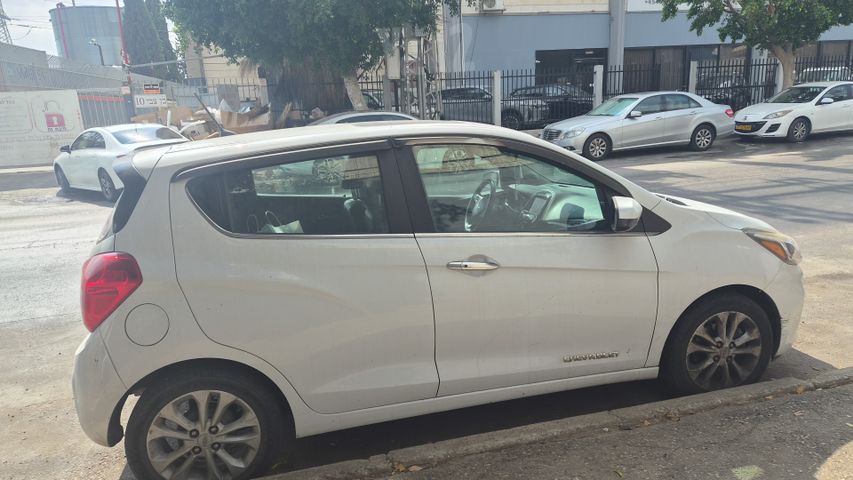 מודעת רכב שברולט ספארק