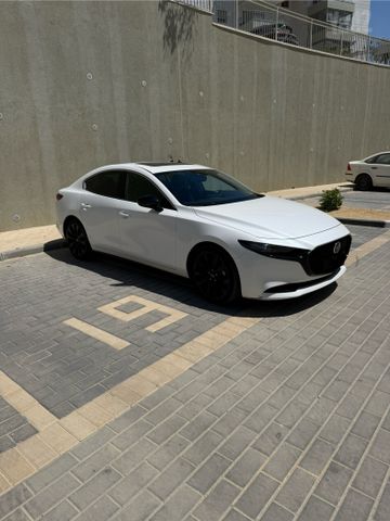 מאזדה 3