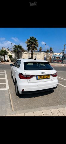 אאודי A1