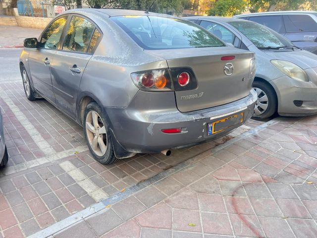 מאזדה 3