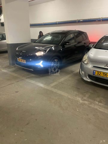 קיה נירו פלוס
