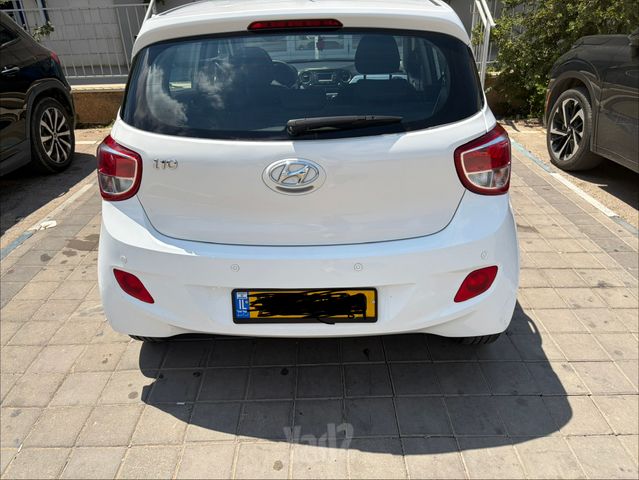 יונדאי i10