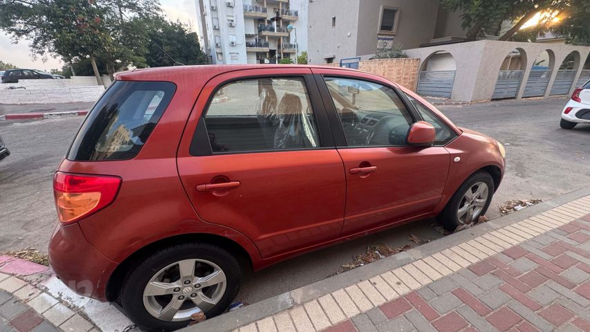 סוזוקי SX4