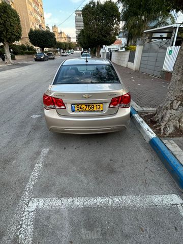 שברולט קרוז
