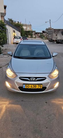 יונדאי אקסנט i25