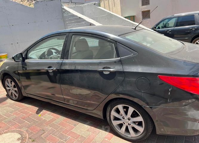 מודעת רכב יונדאי אקסנט i25