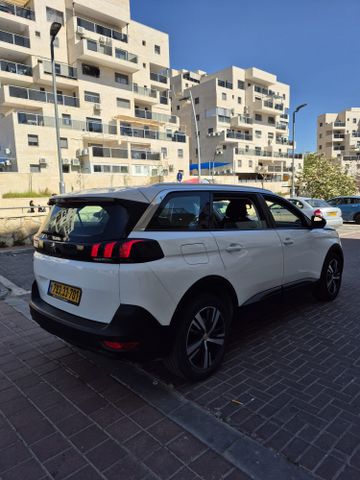 מודעת רכב פיג'ו 5008
