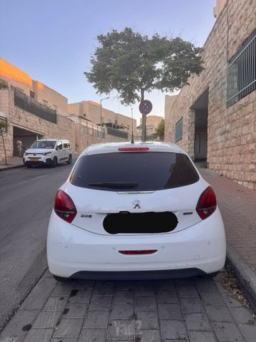מודעת רכב פיג'ו 208