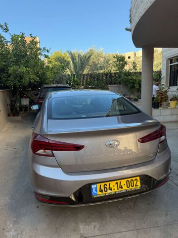 יונדאי אלנטרה