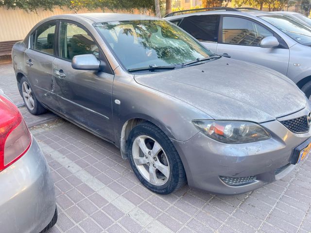 מודעת רכב מאזדה 3
