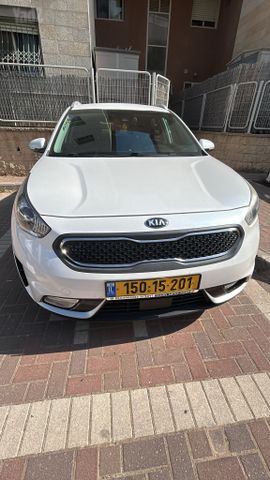 קיה נירו