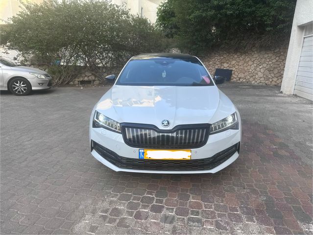 מודעת רכב סקודה סופרב