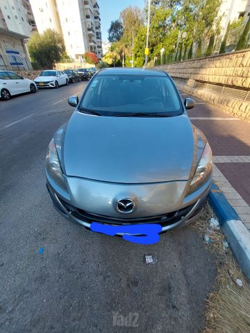 מאזדה 3