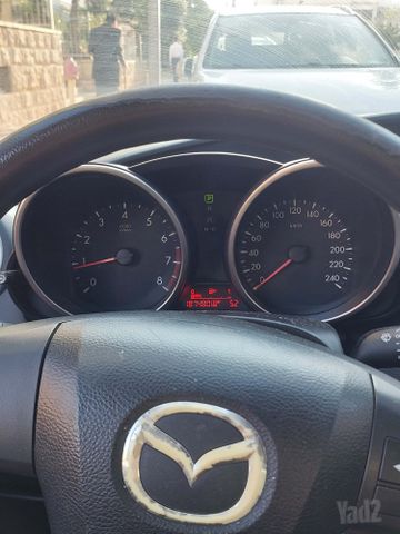 מודעת רכב מאזדה 3