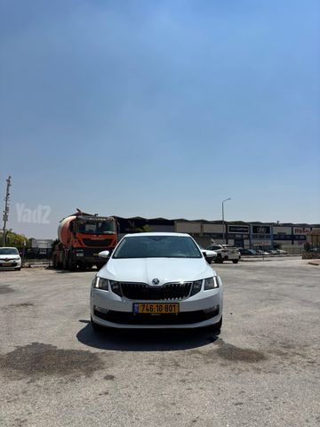סקודה אוקטביה