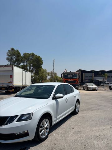 סקודה אוקטביה