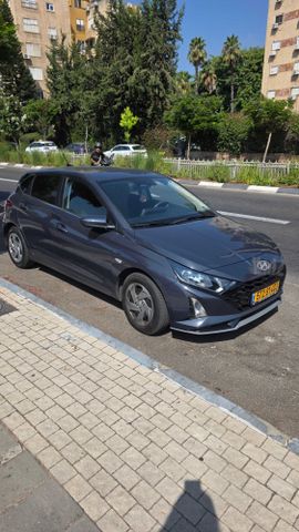 יונדאי i20