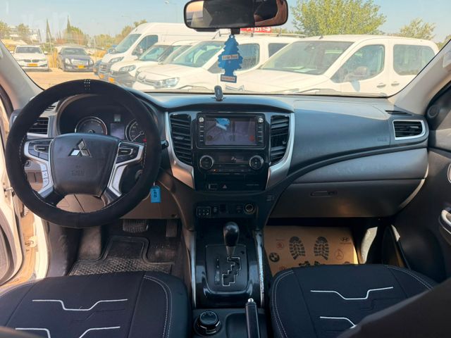 מיצובישי טרייטון / L200