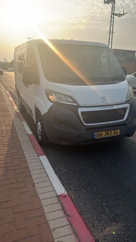 פיג'ו בוקסר
