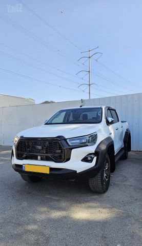 מודעת רכב טויוטה היילקס