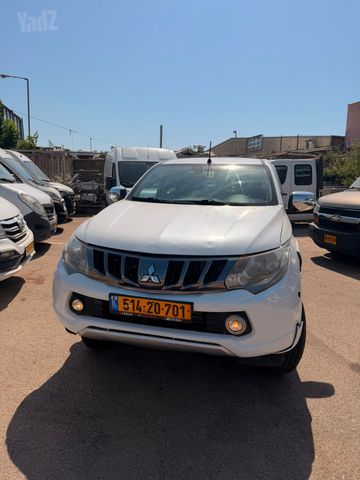 מודעת רכב מיצובישי טרייטון / L200