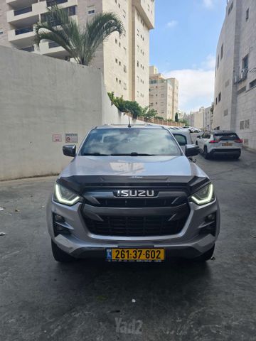 מודעת רכב איסוזו די-מקס