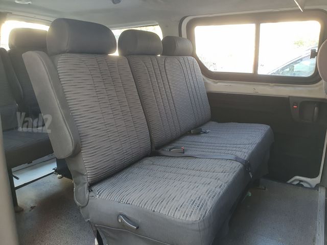 יונדאי H-1 / i800