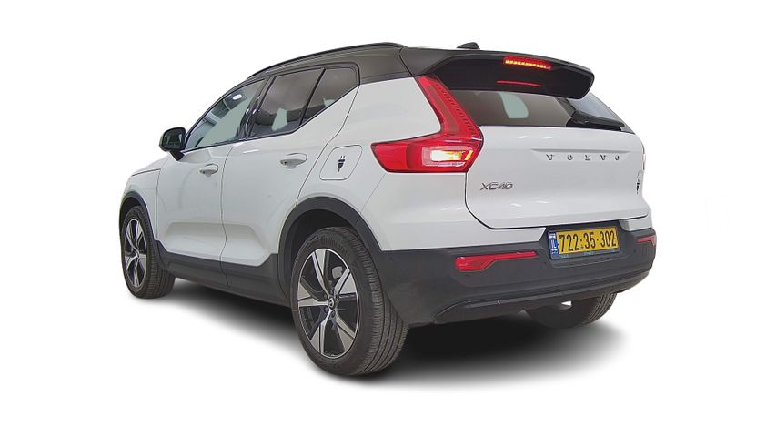 וולוו XC40