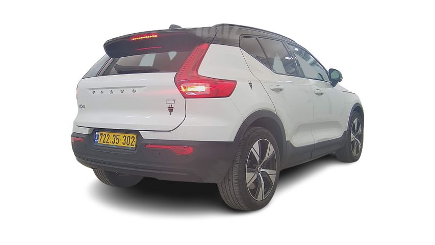 וולוו XC40