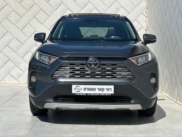 טויוטה RAV4