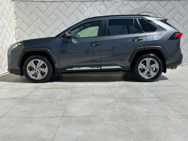 טויוטה RAV4