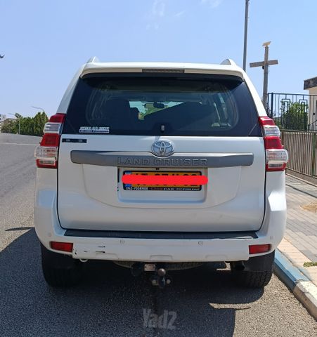 טויוטה לנד קרוזר