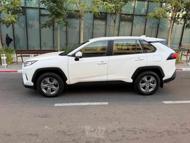 טויוטה RAV4