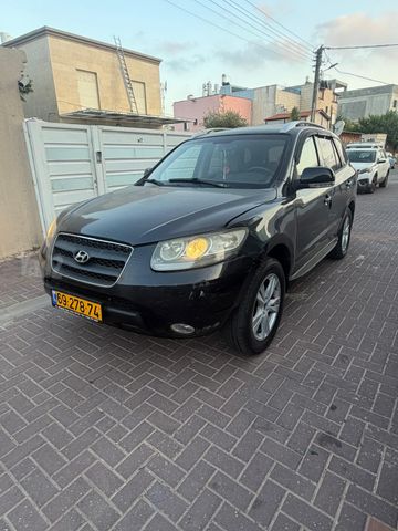 יונדאי סנטה פה
