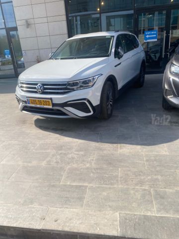 פולקסווגן טיגואן אולספייס