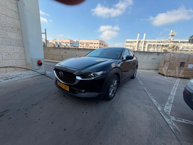 מאזדה CX-30