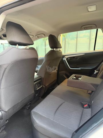 טויוטה RAV4