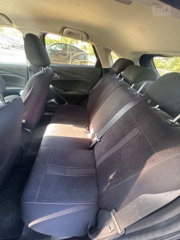 מודעת רכב מאזדה CX-3