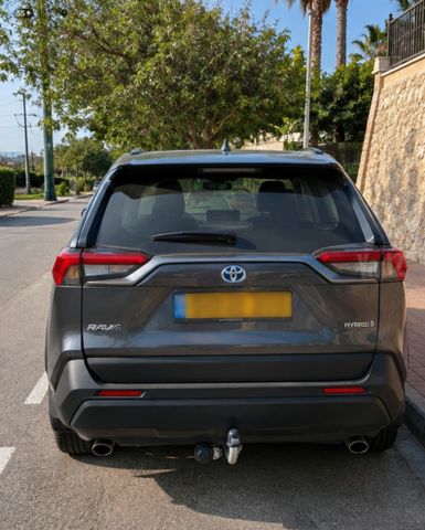 טויוטה RAV4
